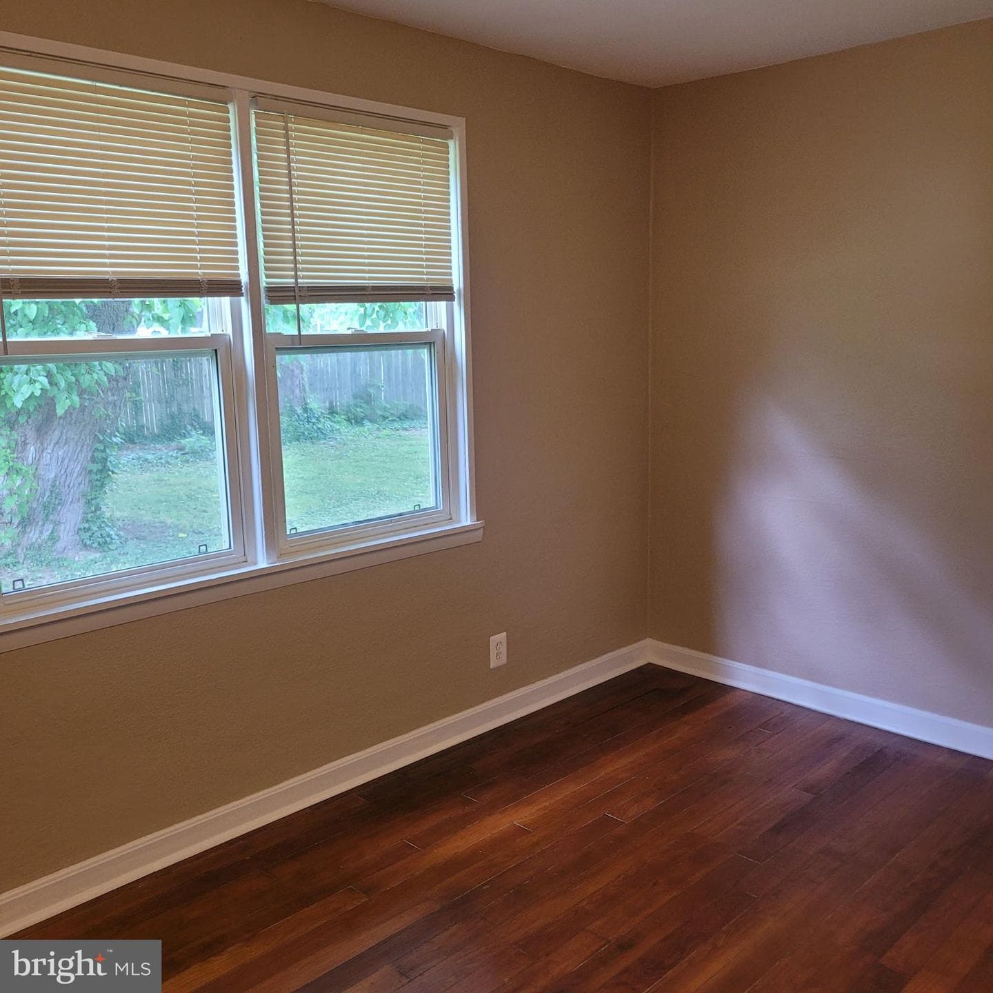 7 Aberdeen Avenue photo 33