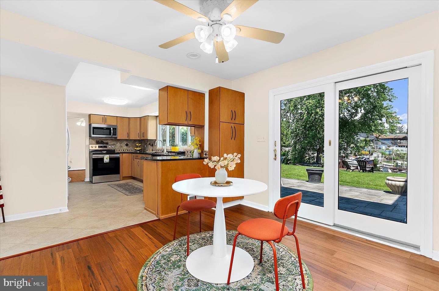 35 Neptune Drive photo 20