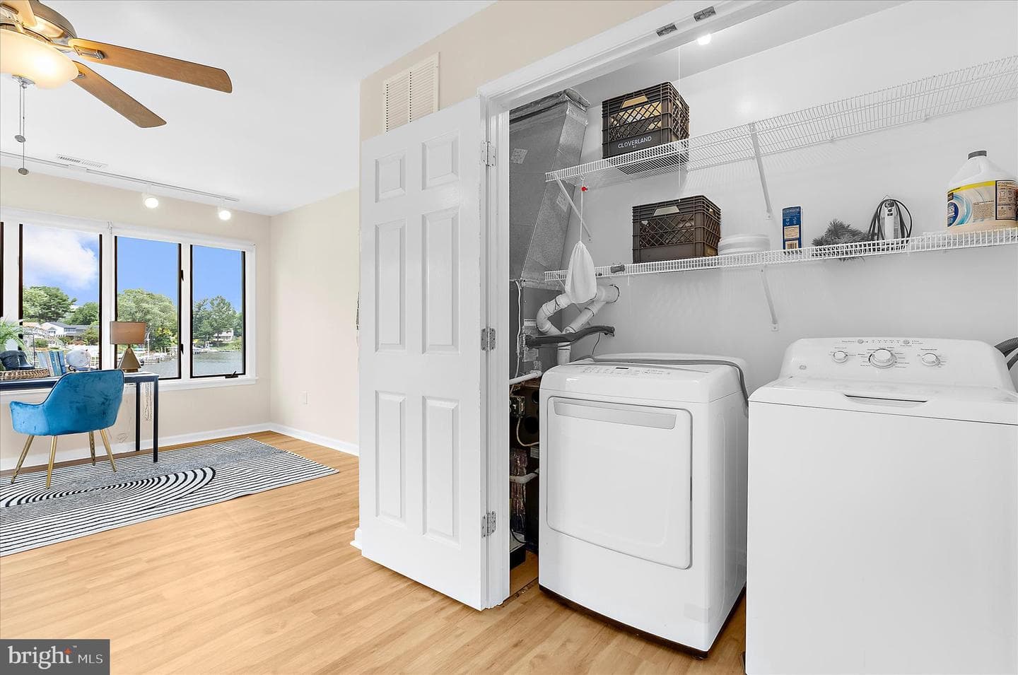 35 Neptune Drive photo 39