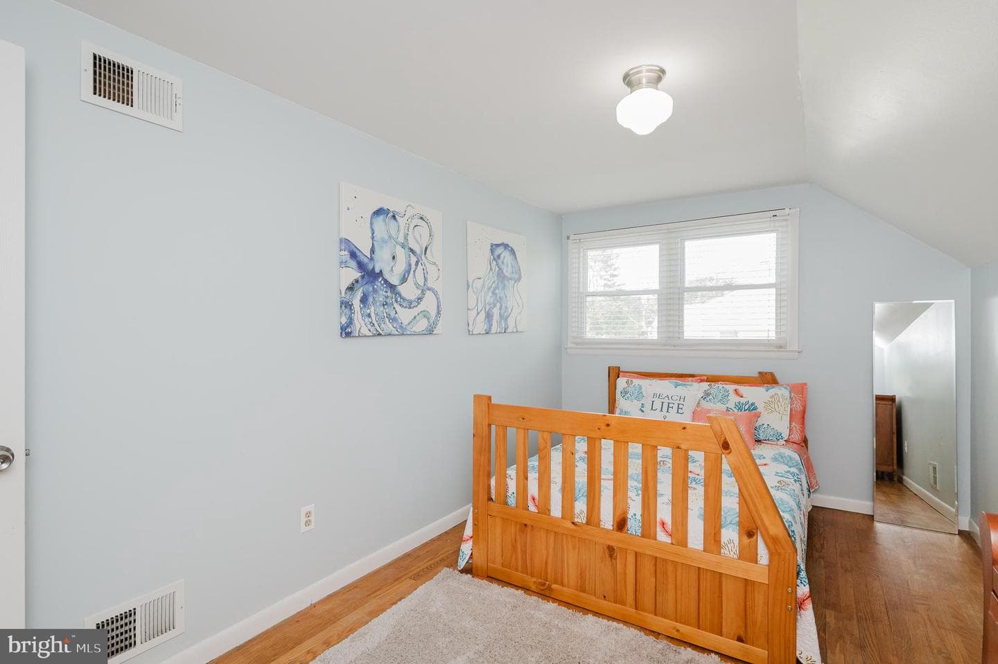 504 Plumtree Road photo 25