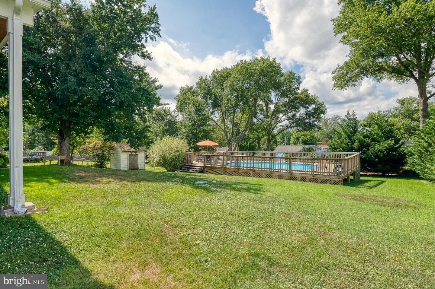 504 Plumtree Road photo 42