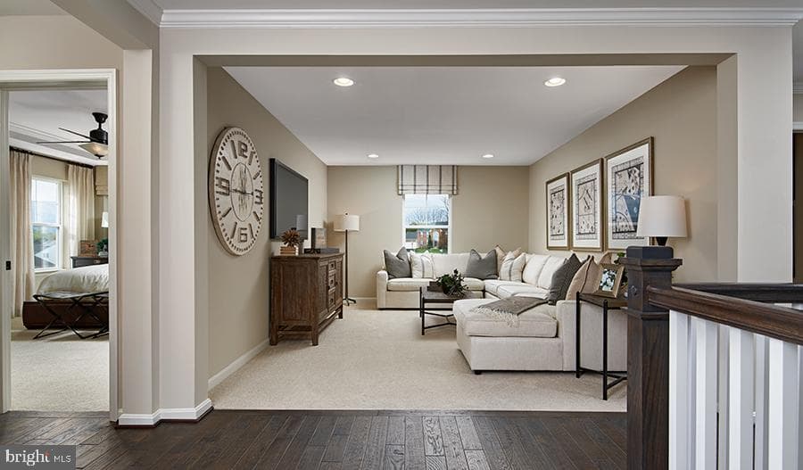 1619 Shady Tree Court photo 5