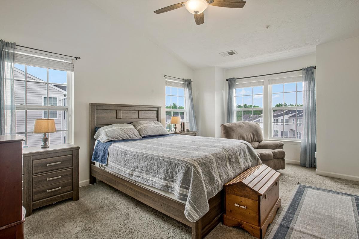 610 Snowberry Way photo 21