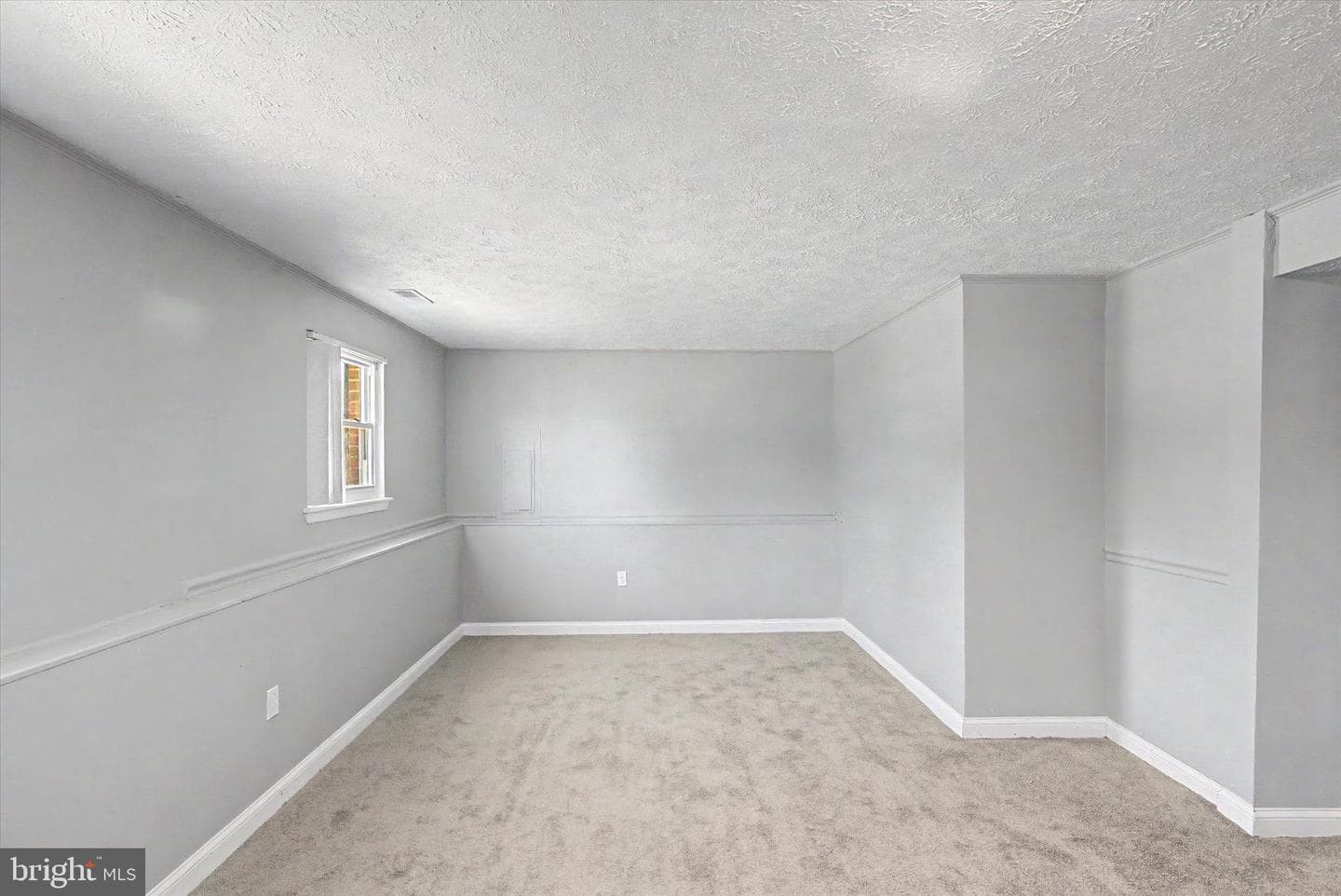958 Edmund Street photo 17