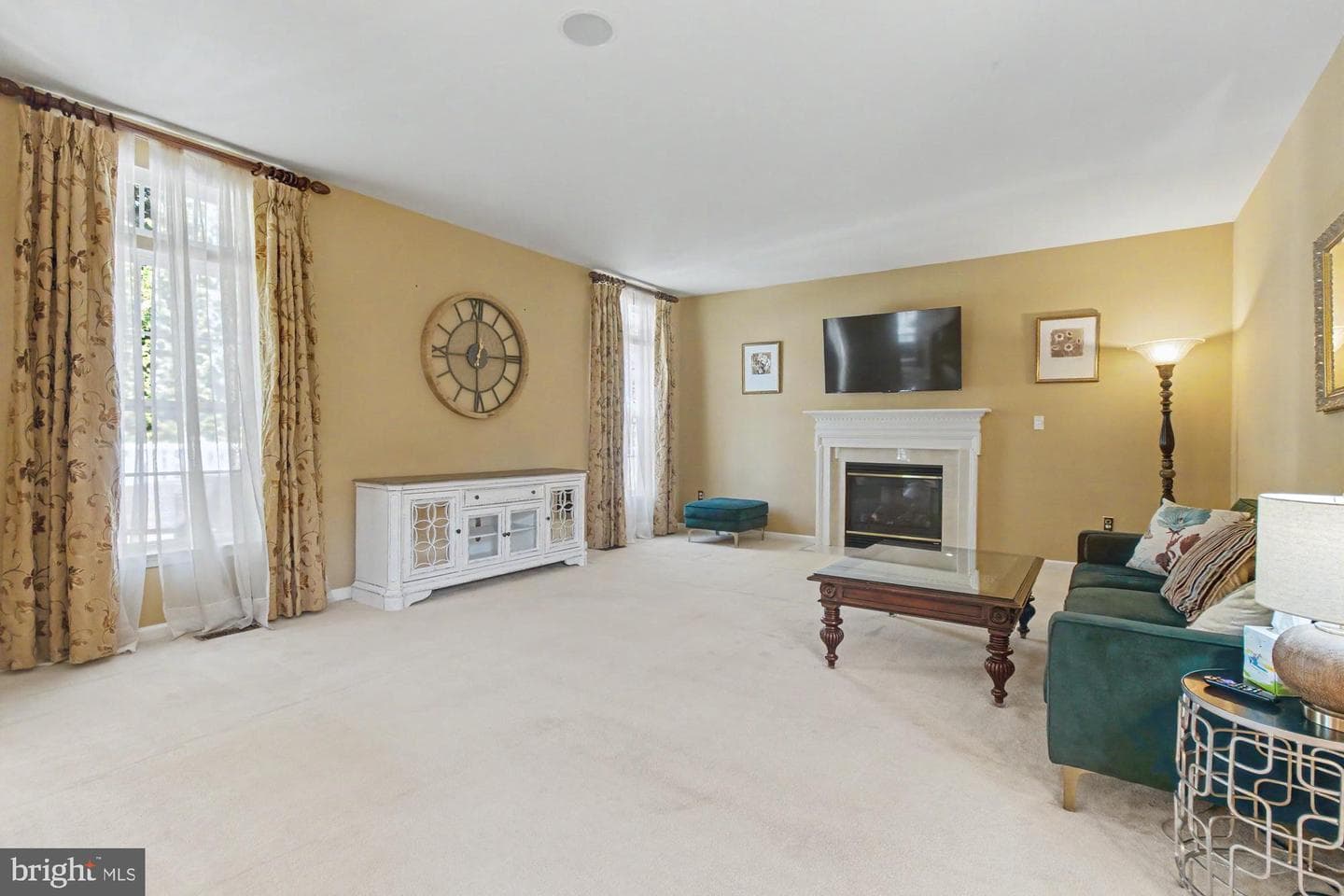 306 Loganwood Court photo 9
