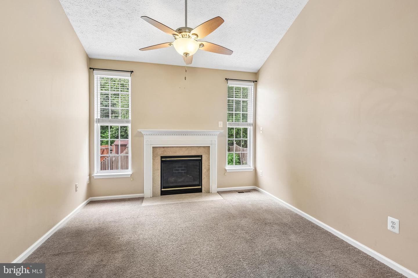 413 Foreland Garth photo 16