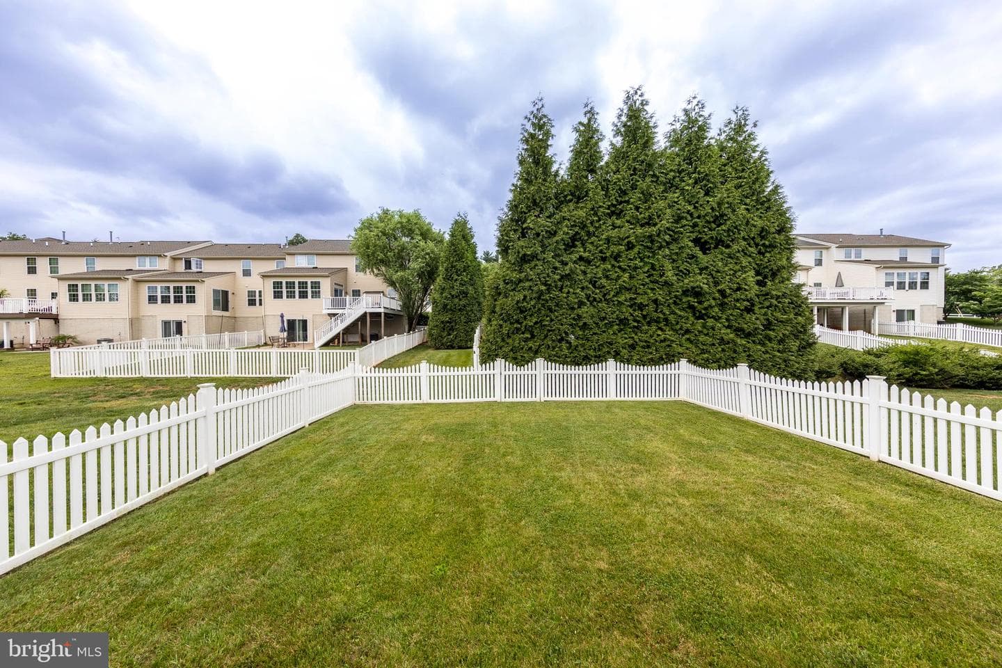 804 Dressage Court photo 34