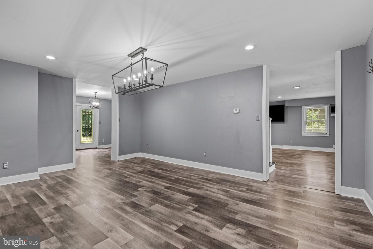 303 Irish Lane photo 13