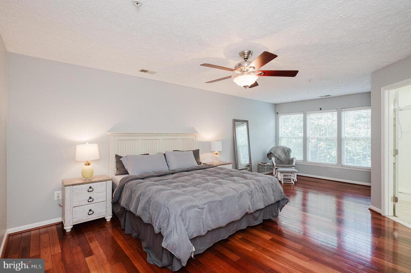 434 Rose Way photo 20
