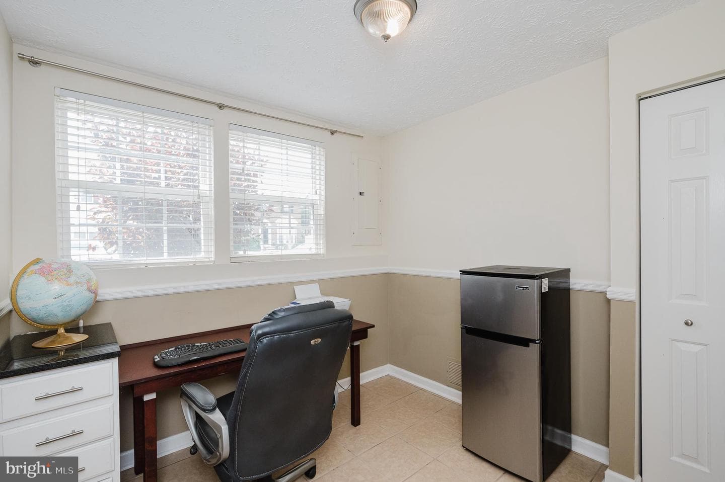434 Rose Way photo 33
