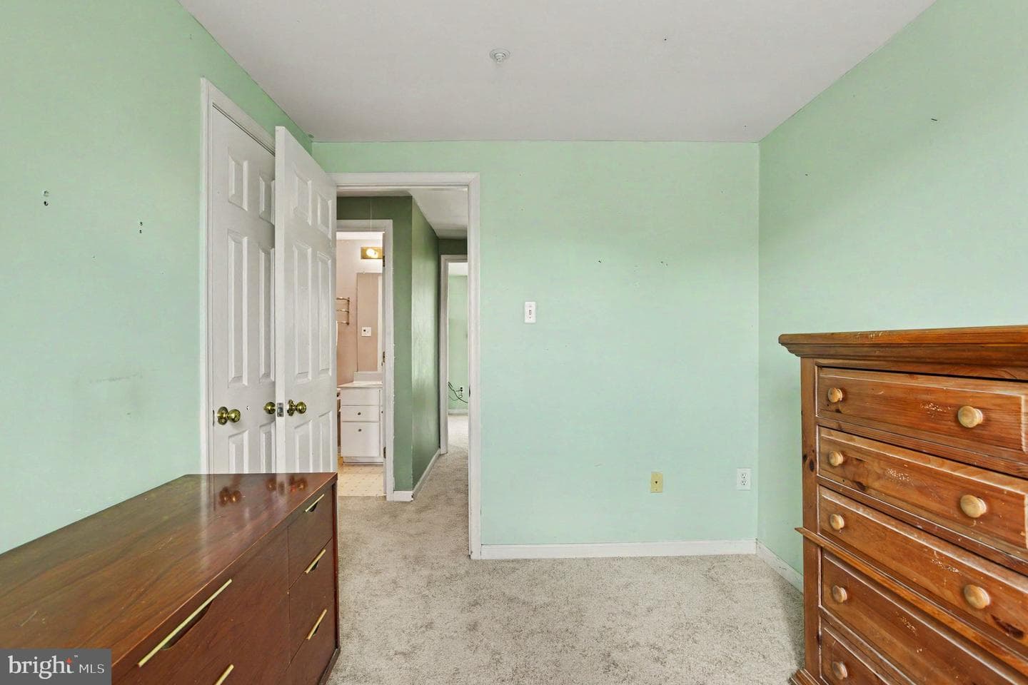 953 Gainsborough Court #953 photo 21