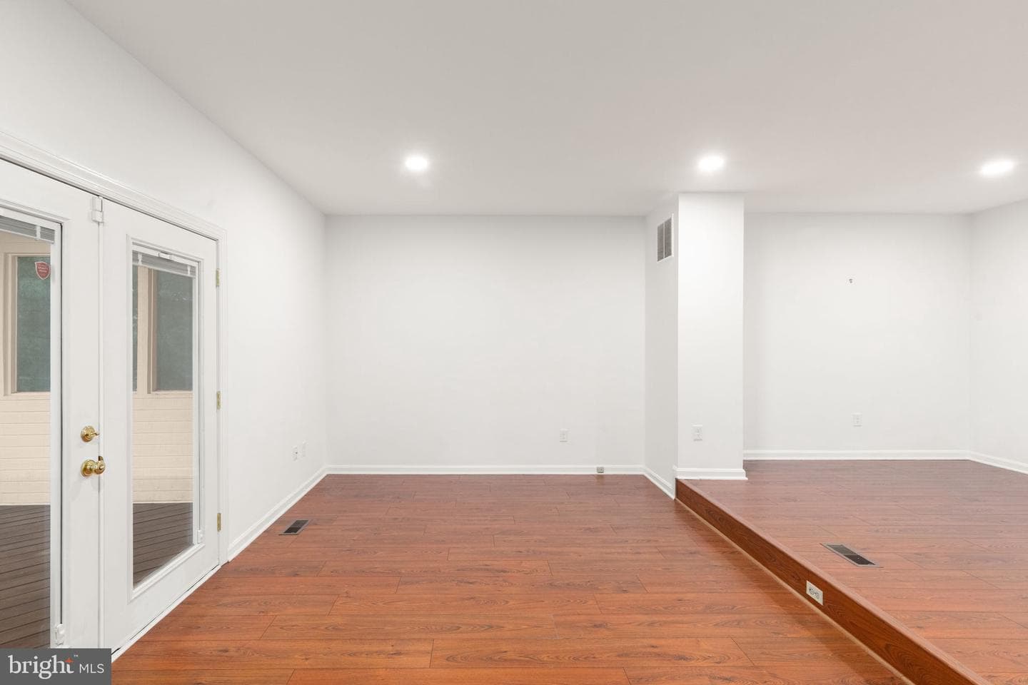 51 Oak Crest Court photo 8