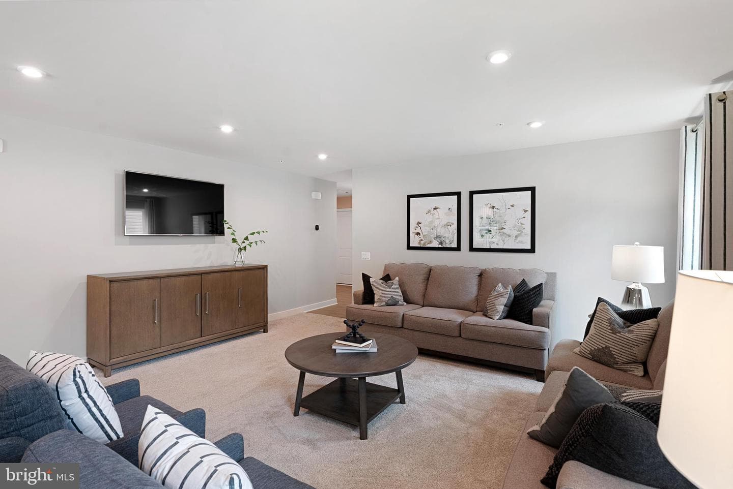 4771 Naples Ave photo 5