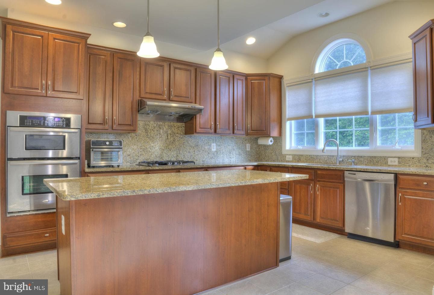 2247 Greencedar Dr photo 15