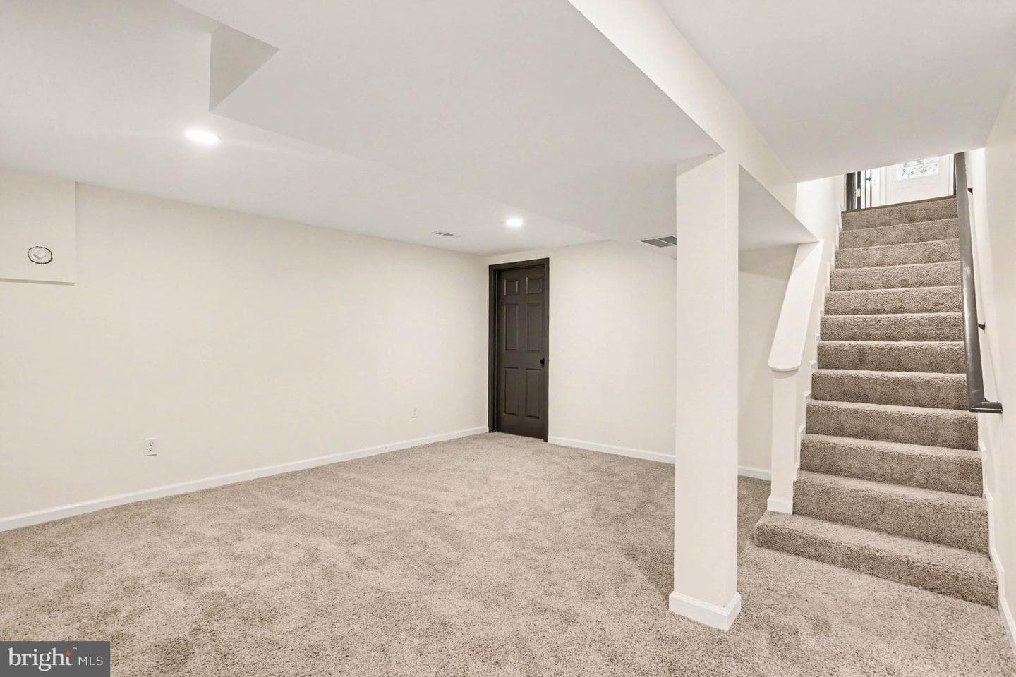 2302 Titan Terrace photo 28