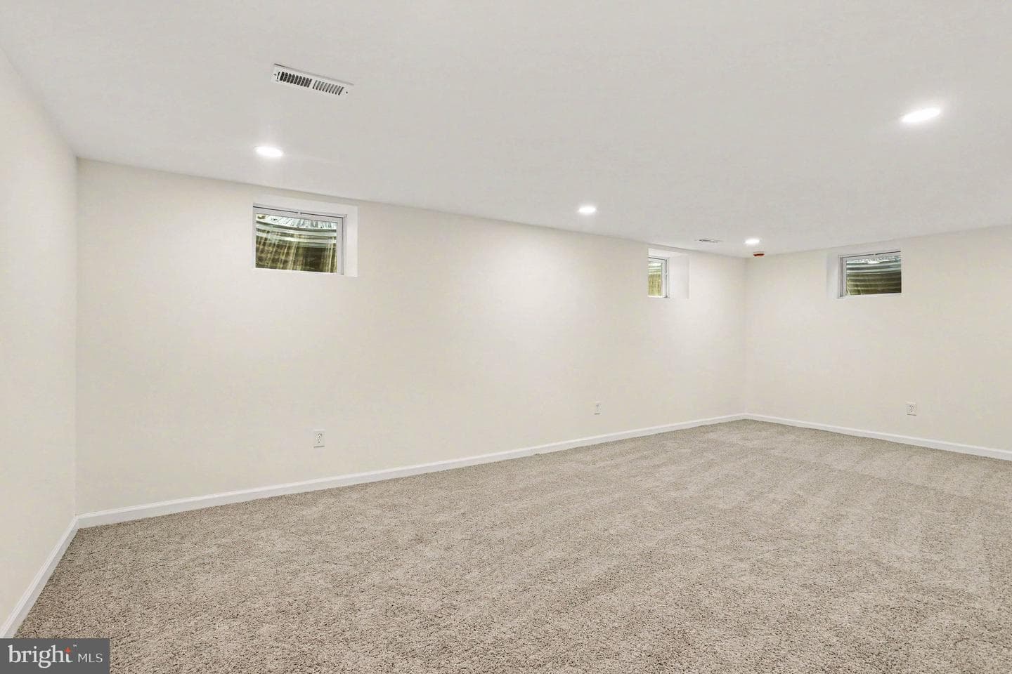 2302 Titan Terrace photo 29