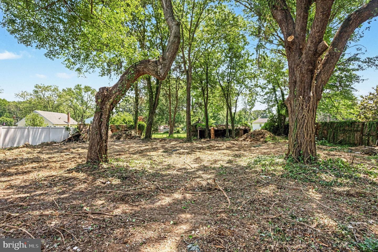 2302 Titan Terrace photo 35