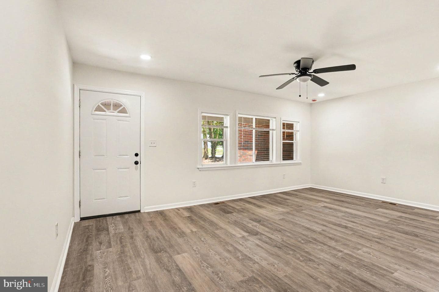 2302 Titan Terrace photo 4