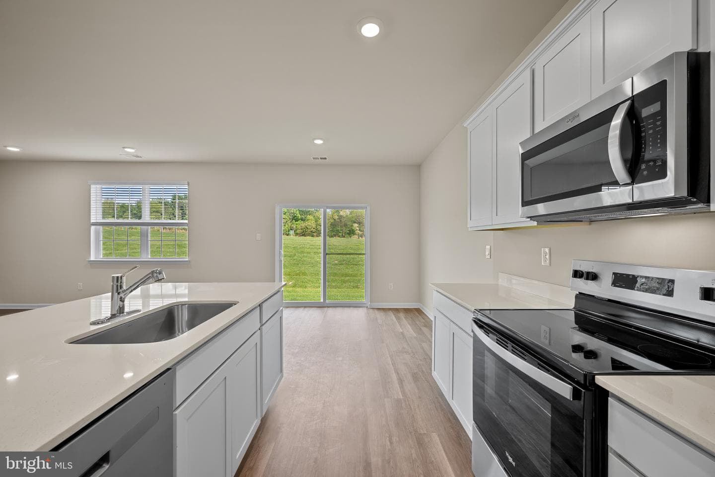 803 Spikeresh Way photo 10