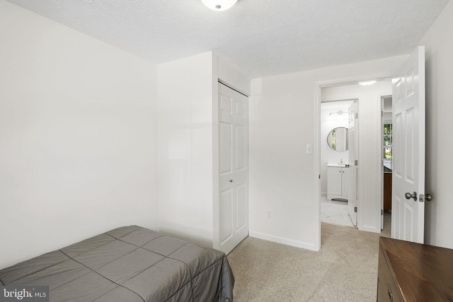 326 Royal Oak Drive photo 17