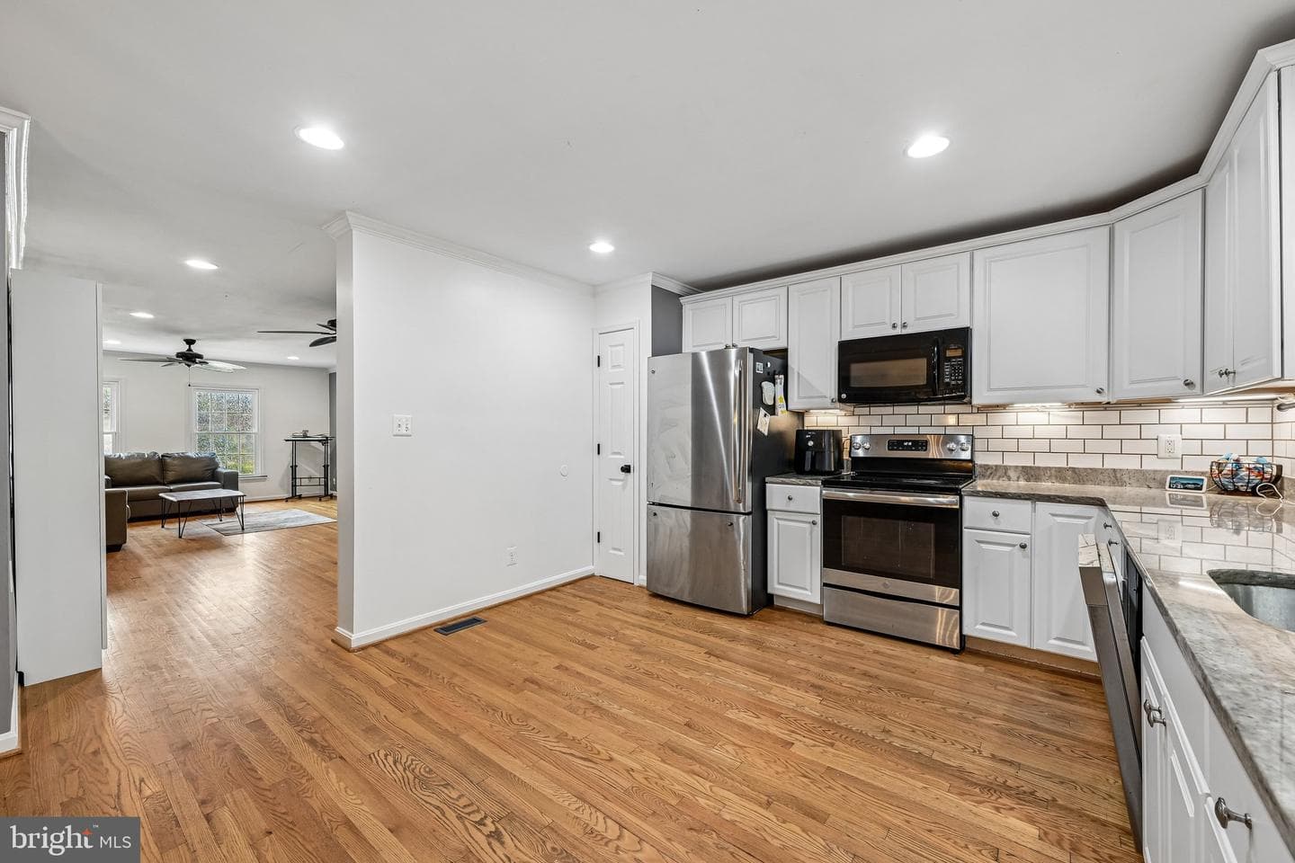 1307 Littlefield Pl photo 11