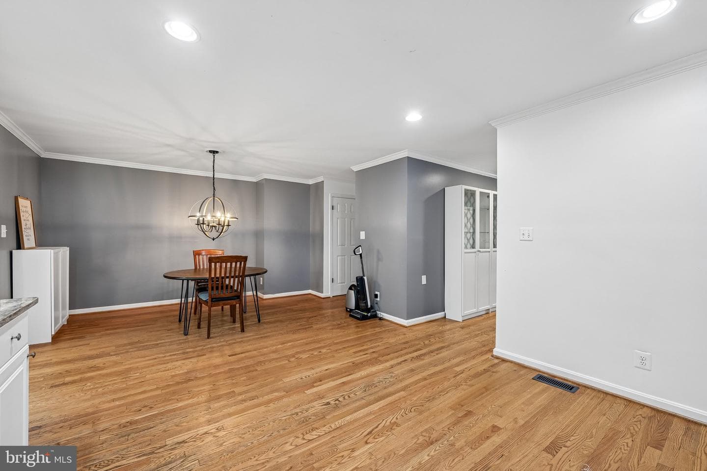 1307 Littlefield Pl photo 8