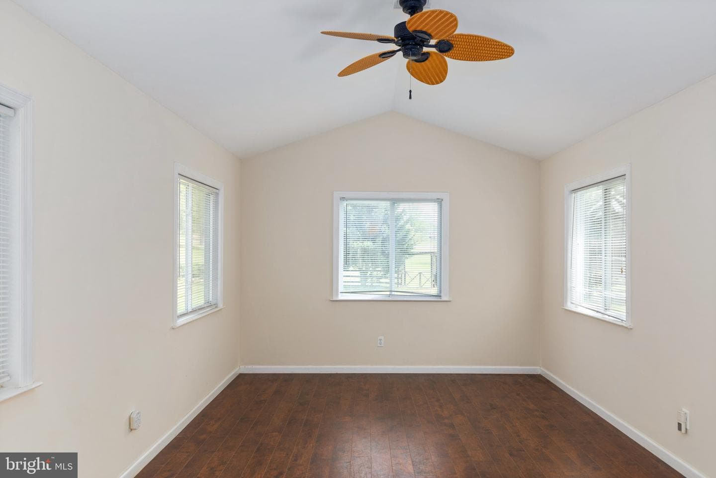 2310 Putnam Road photo 28
