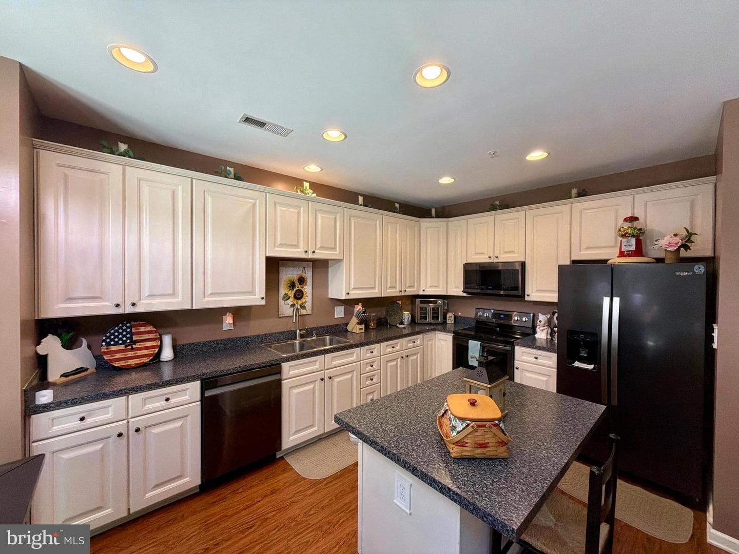 205 Merlin Drive photo 12