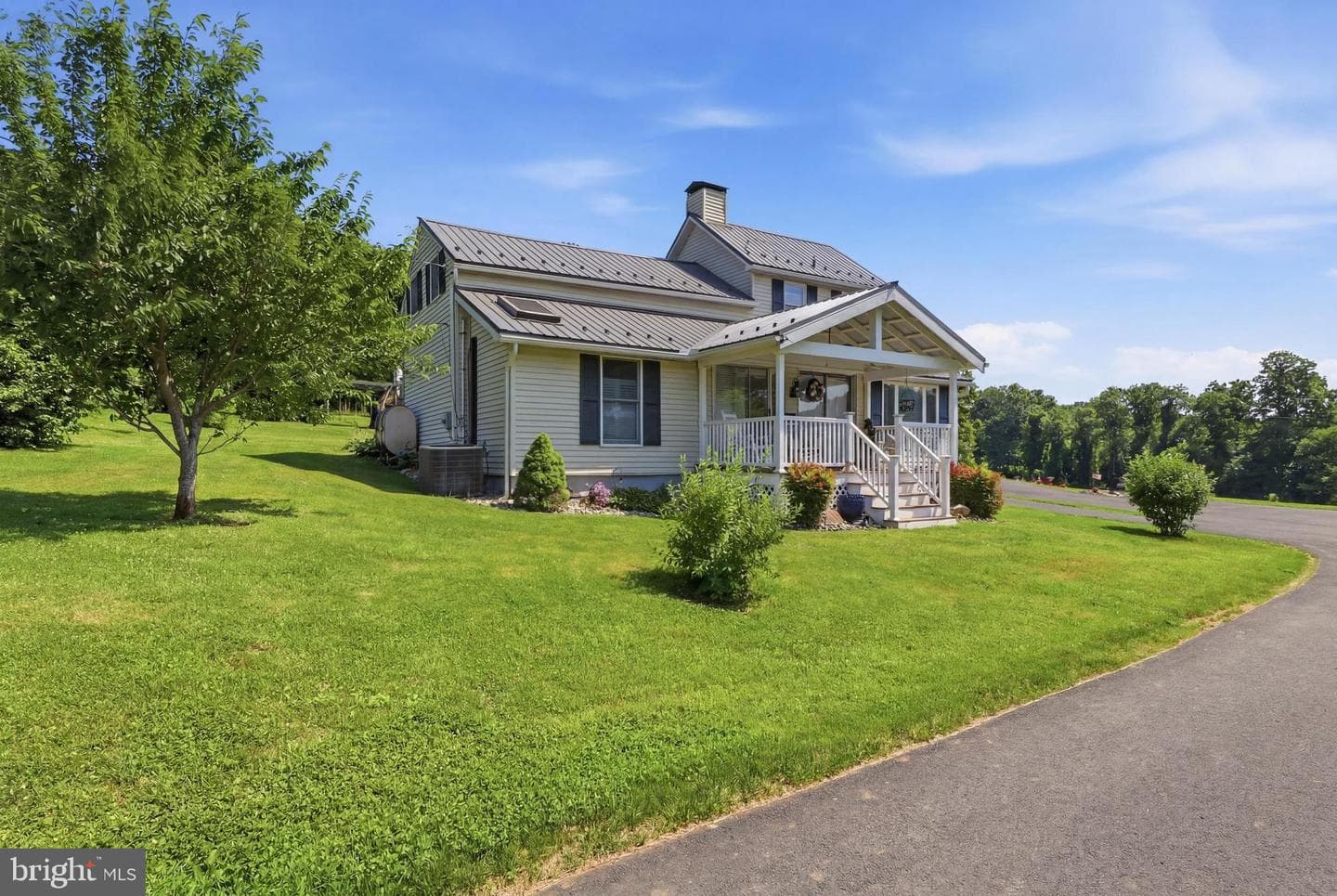 3555 Mill Green Road, Street