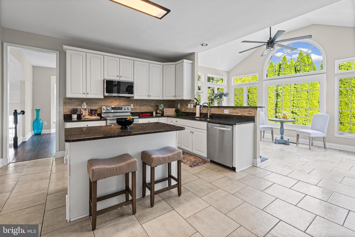 1011 Irwins Choice photo 10
