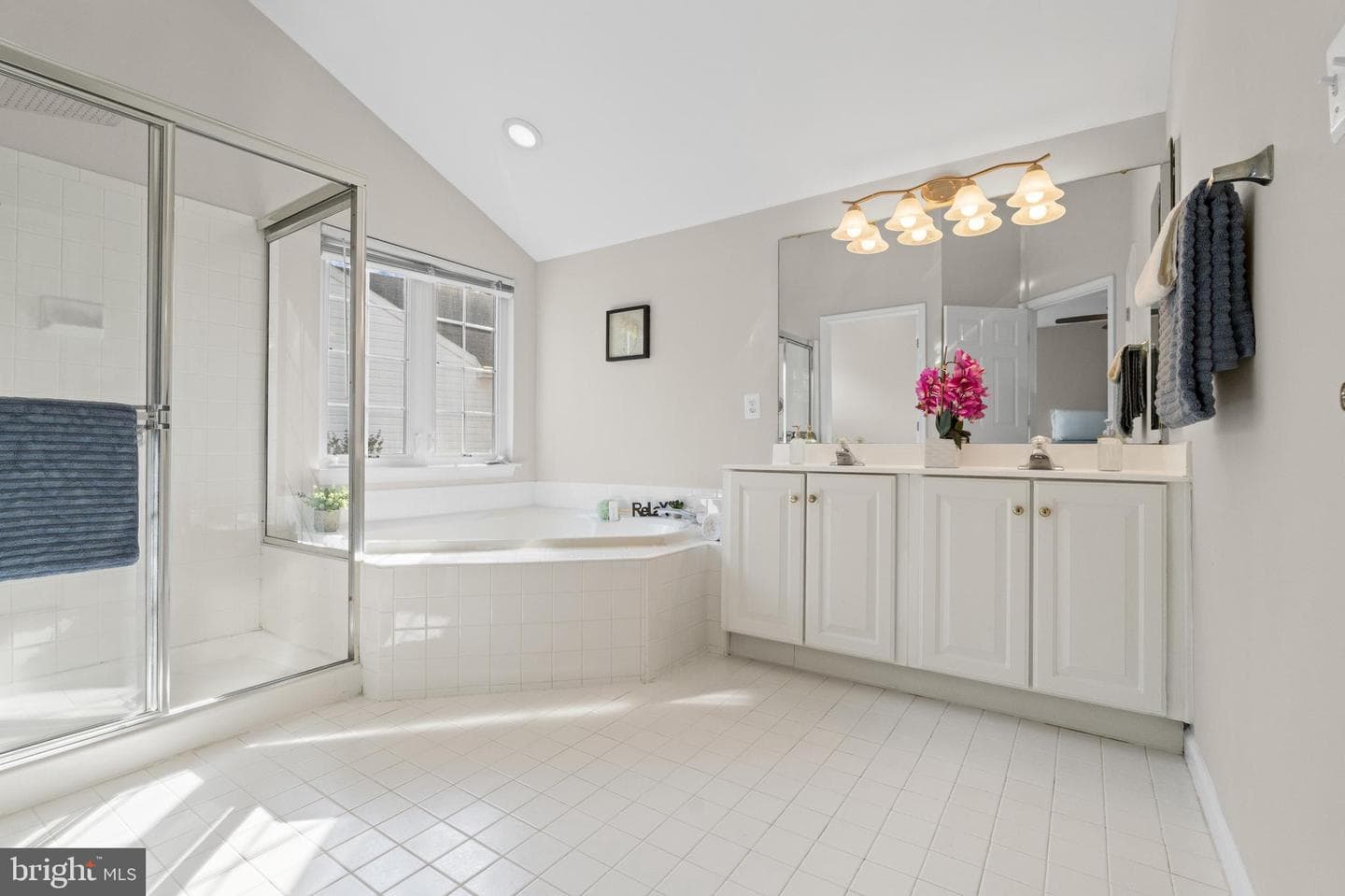 1011 Irwins Choice photo 19