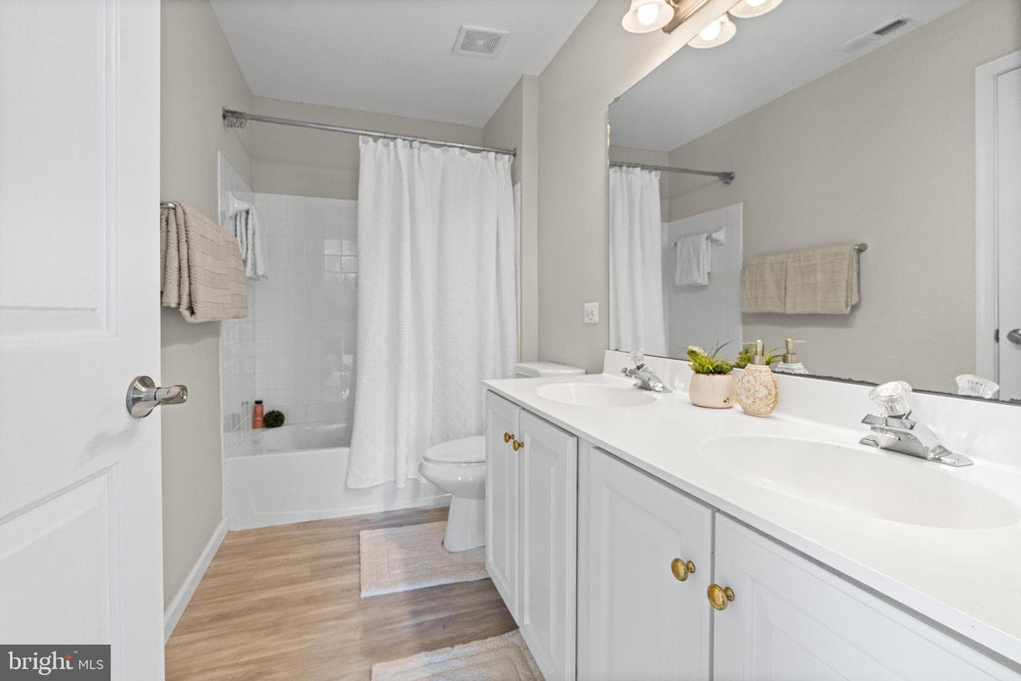 1011 Irwins Choice photo 24