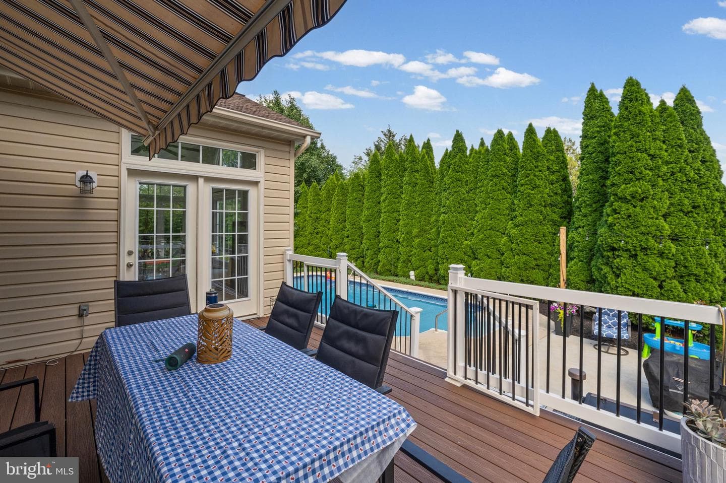 1011 Irwins Choice photo 31