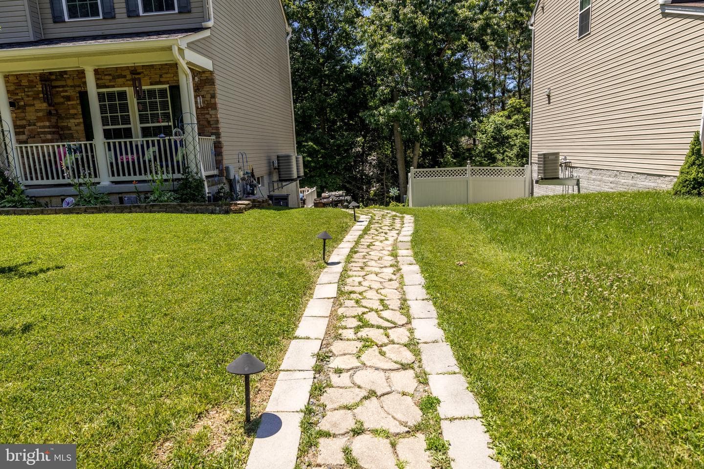 902 Scannell Court photo 35
