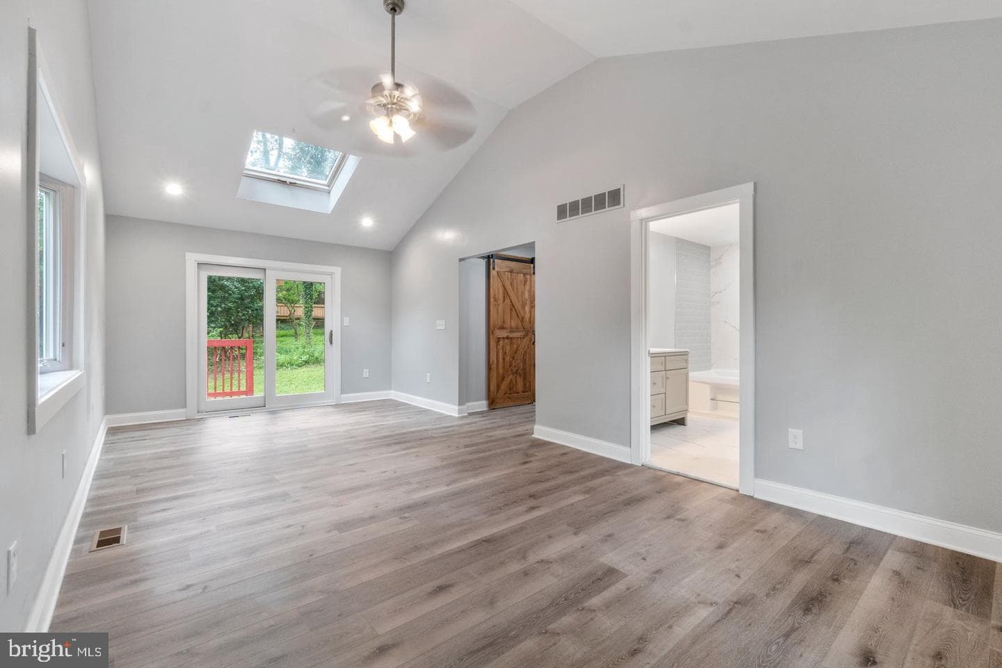 200 Maxwell Court photo 10
