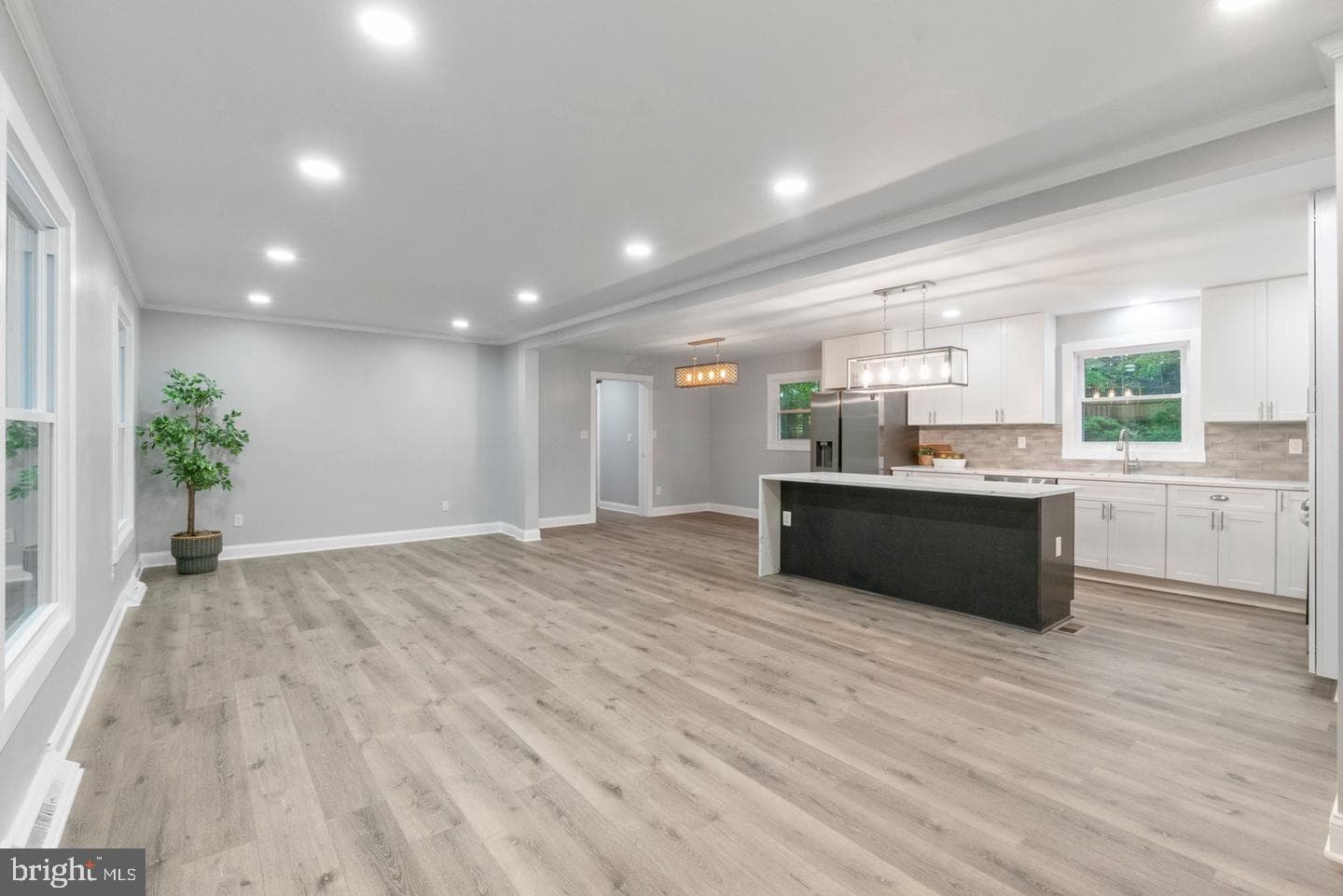 200 Maxwell Court photo 5