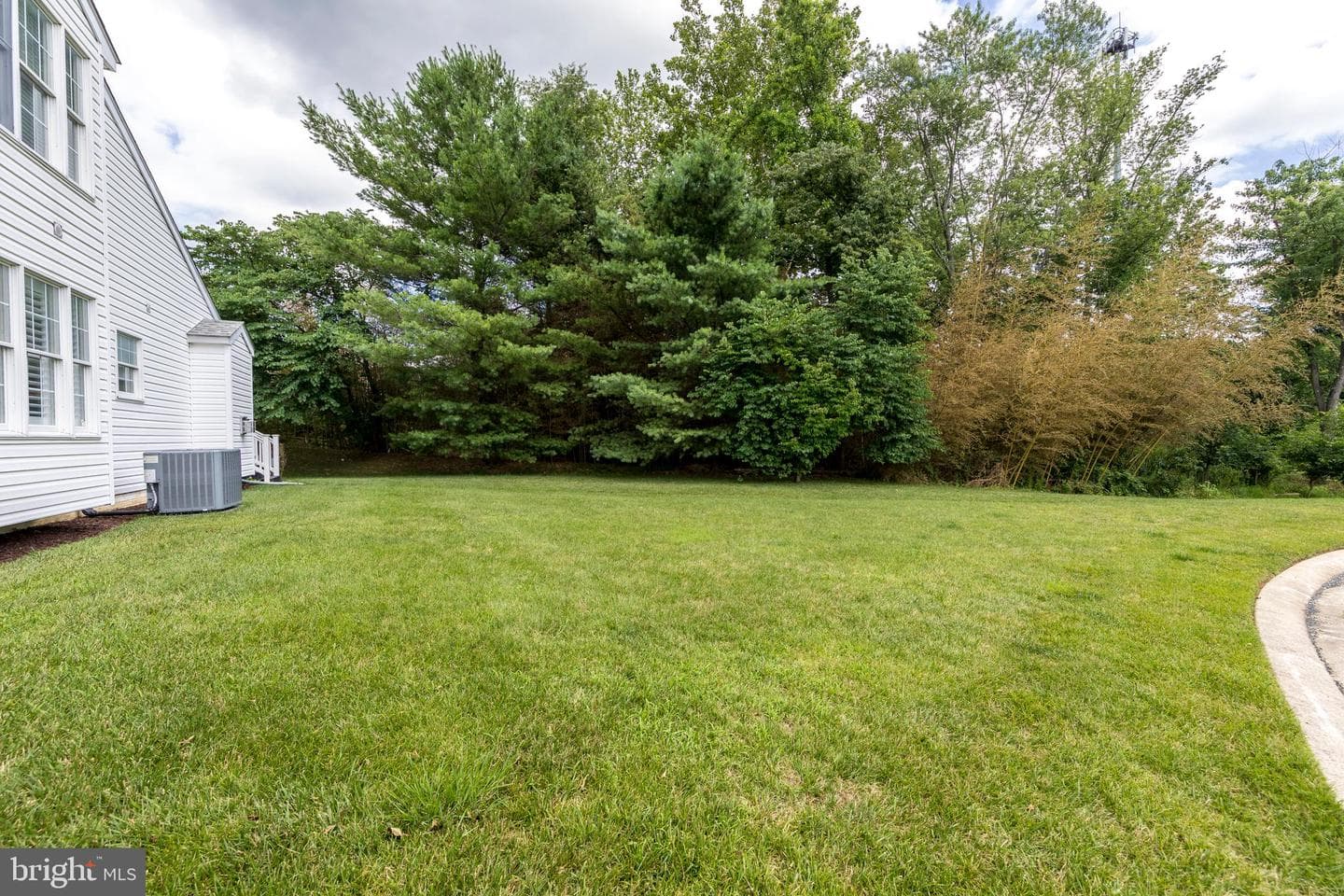 1819 Barrington Village Court photo 37