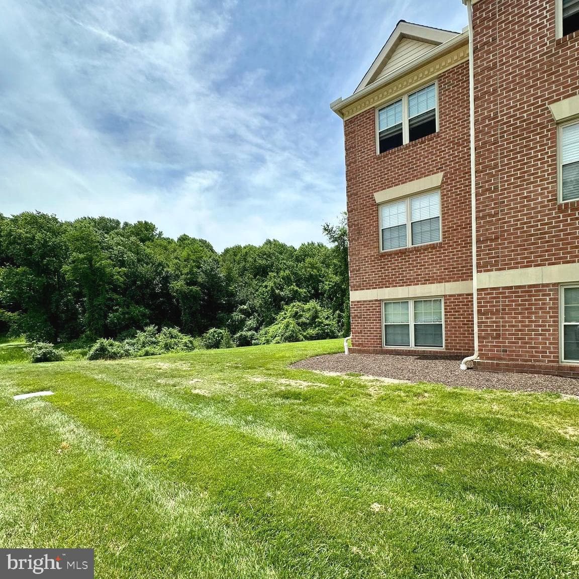 1712 Landmark Drive #j photo 28