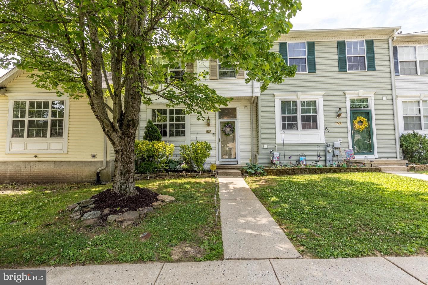 225 Woodland Green Way, Aberdeen