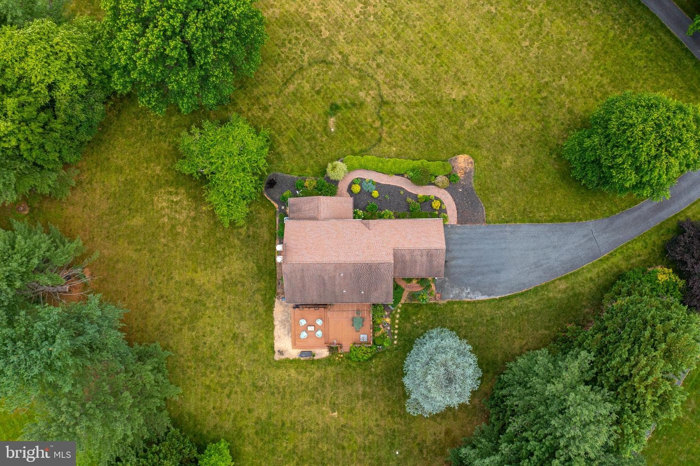 2300 Kings Arms Drive photo 125