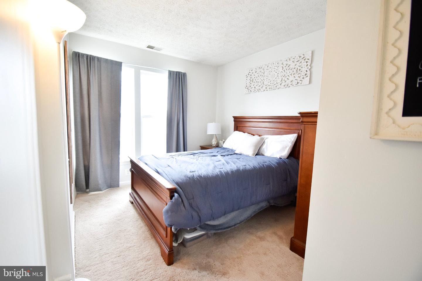 1032 Jeanett Way photo 13
