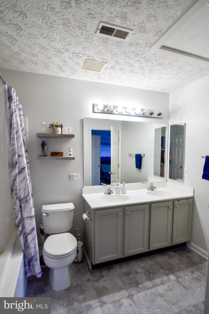 1032 Jeanett Way photo 15