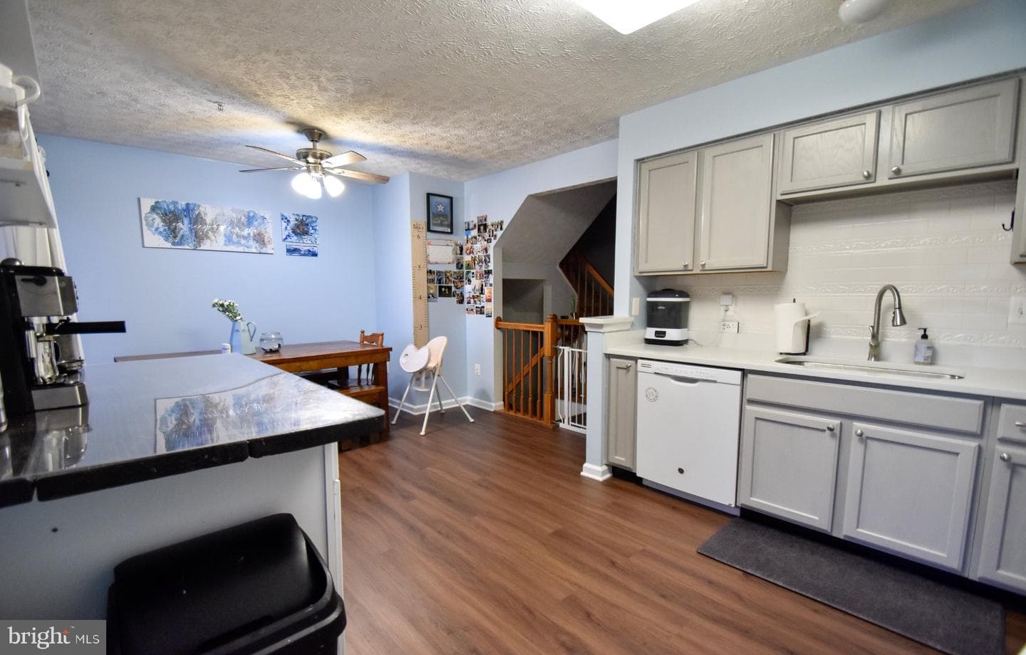 1032 Jeanett Way photo 6
