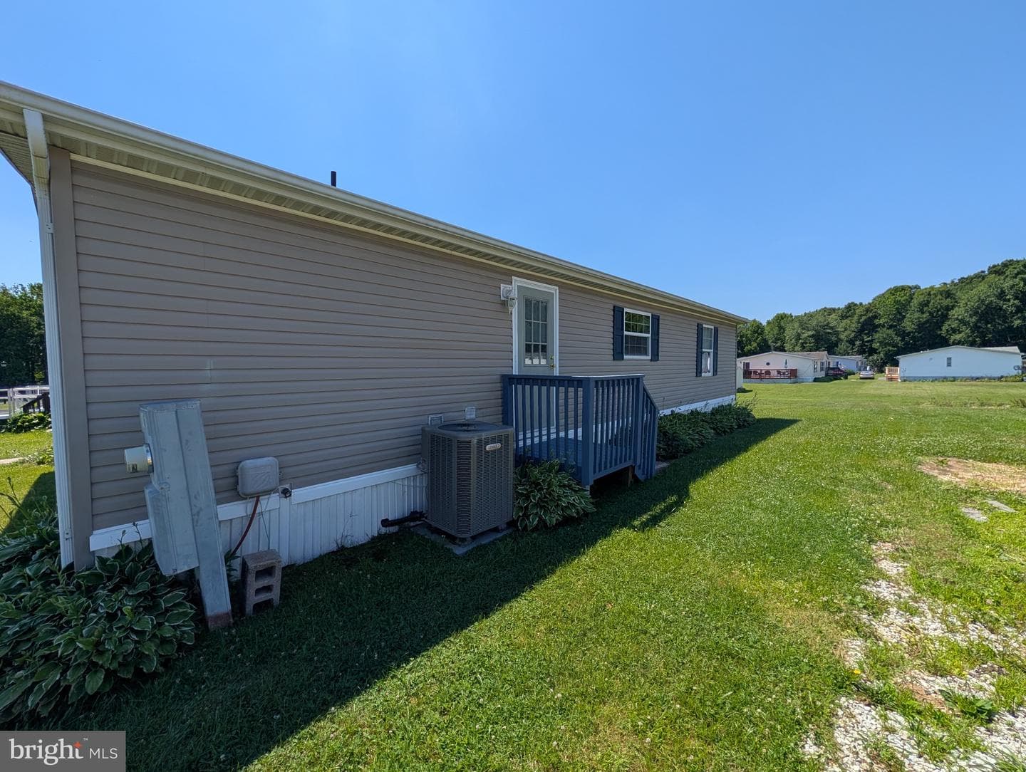 216 Garner Drive photo 4