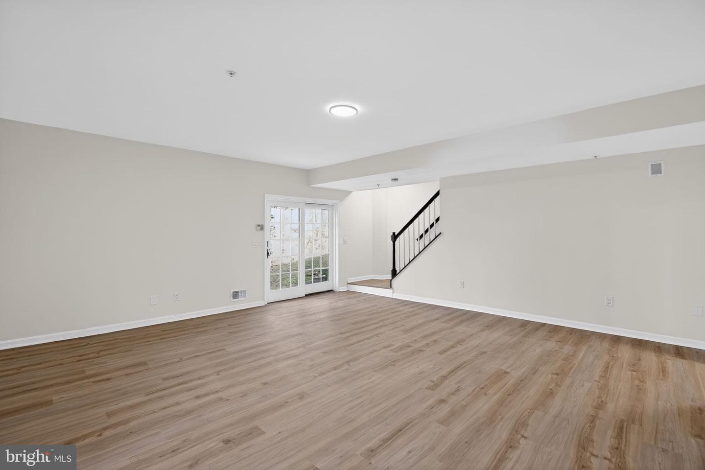 906 Whispering Ridge Lane photo 15