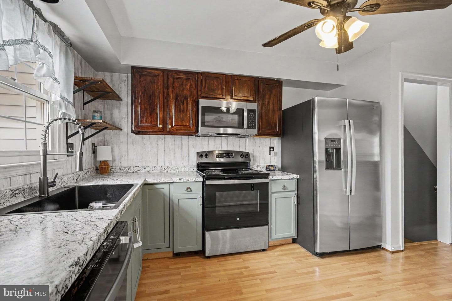 3351 Deepwell Court photo 7