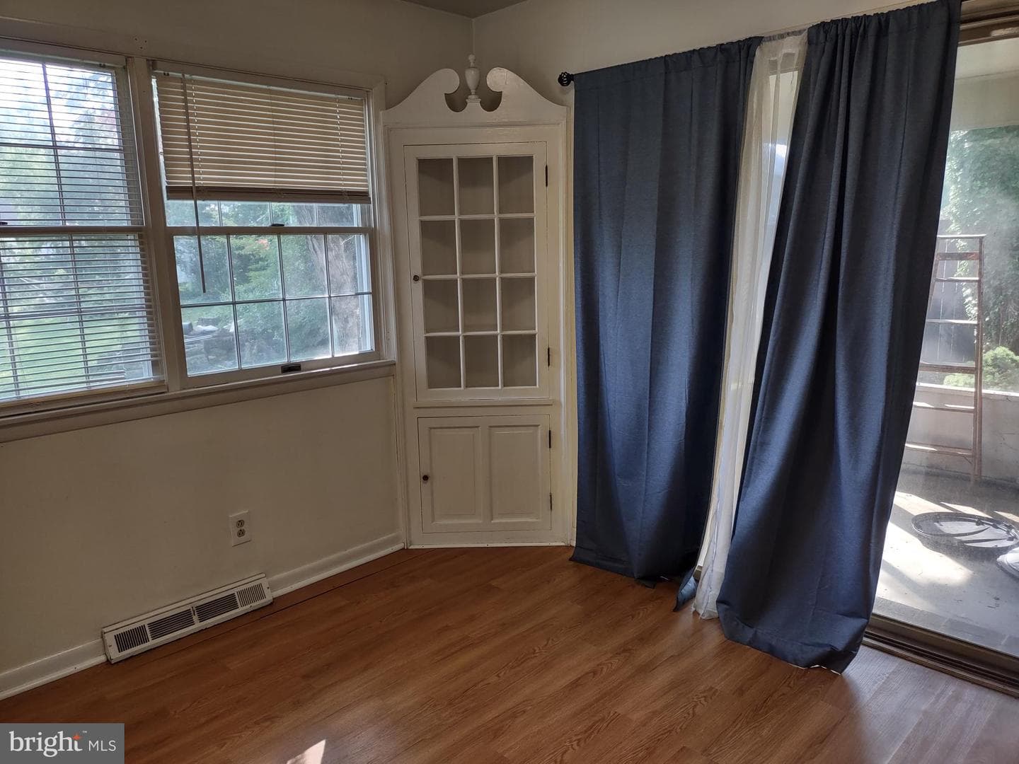 211 Richardson Street photo 13