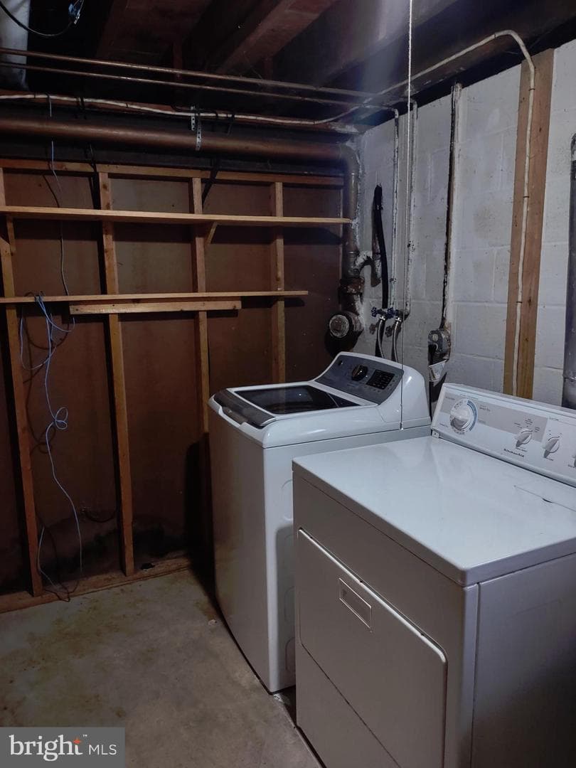 211 Richardson Street photo 43
