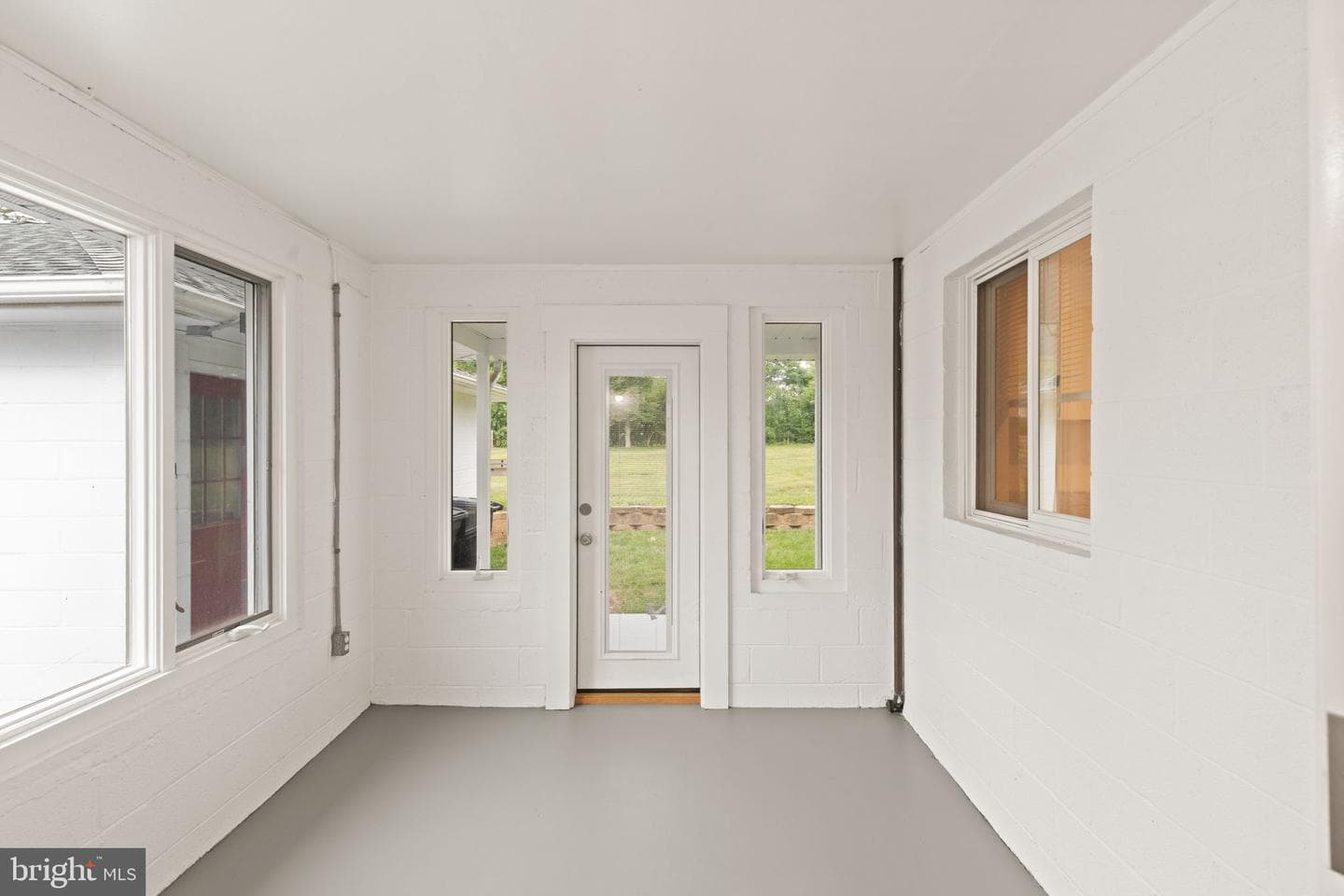 336 Catherine Street photo 13