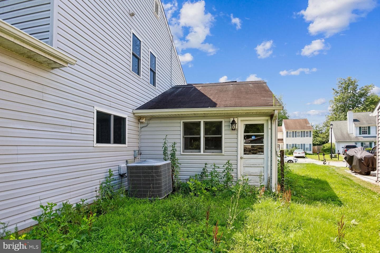 472 Winterberry Drive photo 38